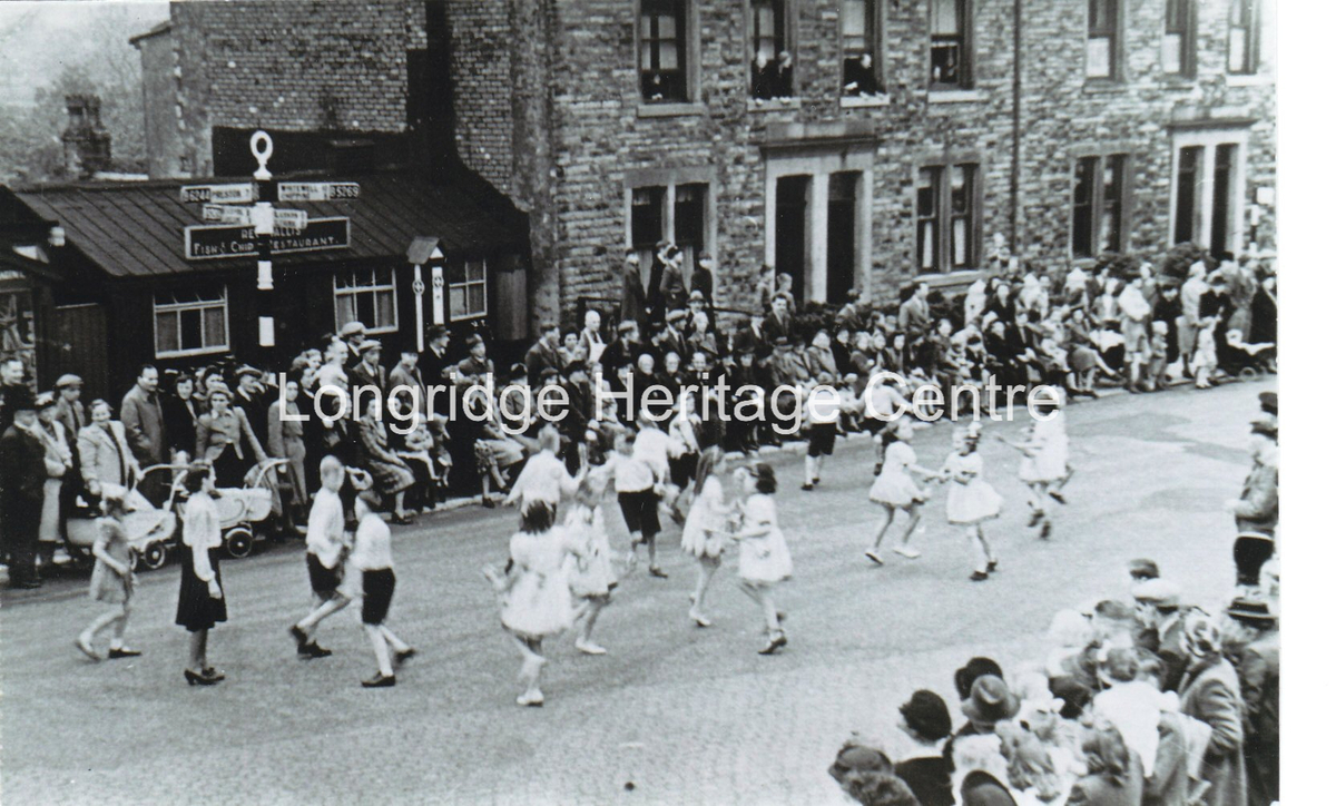 214B - Stone Bridge - VE or VJ day celebrations outside the chip shop - 1945